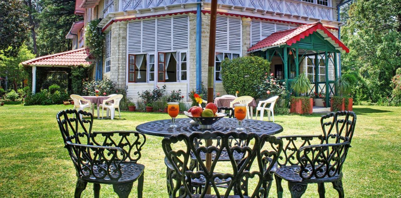 Chevron Rosemount Hotell Ranikhet Exteriör bild